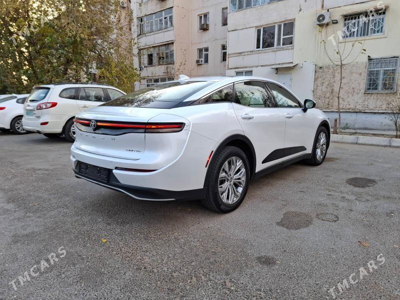 Toyota Crown 2023 - 630 000 TMT - Ашхабад - img 4