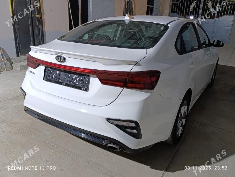 Kia Forte 2021 - 227 000 TMT - Büzmeýin - img 5