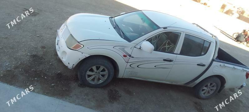 Mitsubishi L200 2008 - 80 000 TMT - Этрек - img 2
