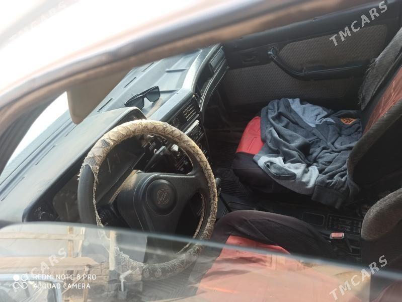 Opel Astra 1989 - 15 000 TMT - Garabekewül - img 4