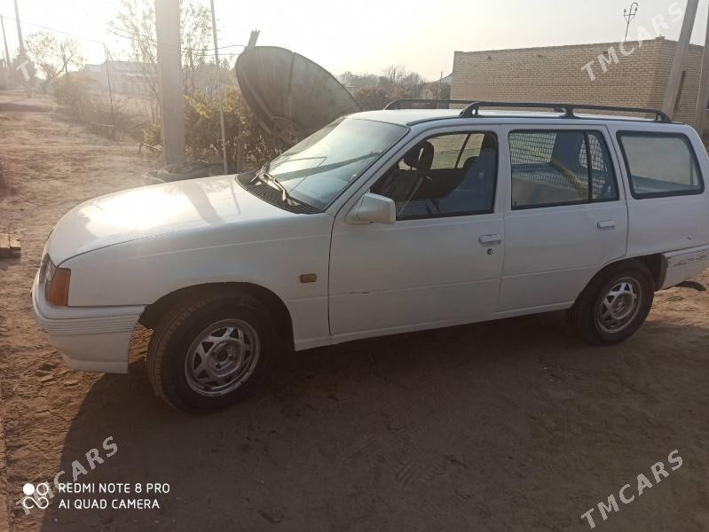 Opel Astra 1989 - 15 000 TMT - Garabekewül - img 3