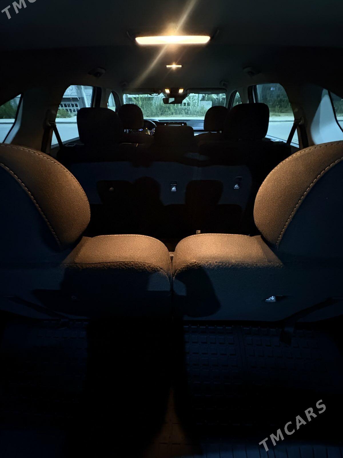 Kia Sorento 2022 - 340 000 TMT - Ашхабад - img 9