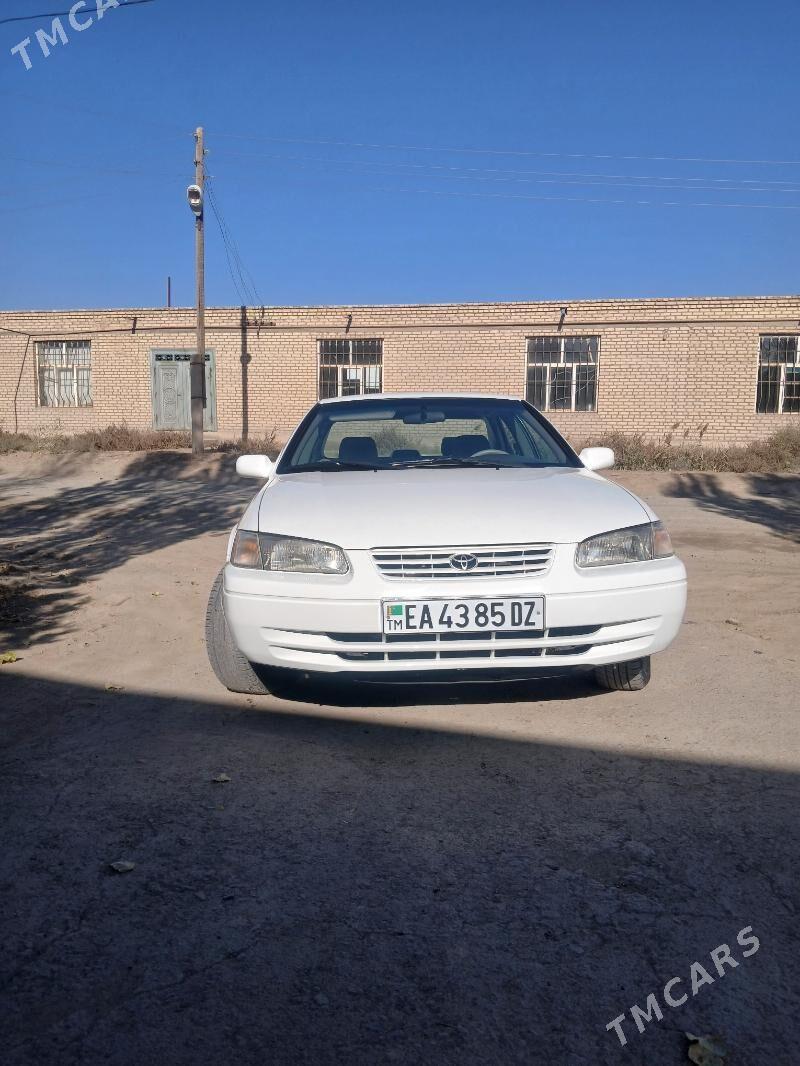 Toyota Camry 1998 - 155 000 TMT - Кёнеургенч - img 4