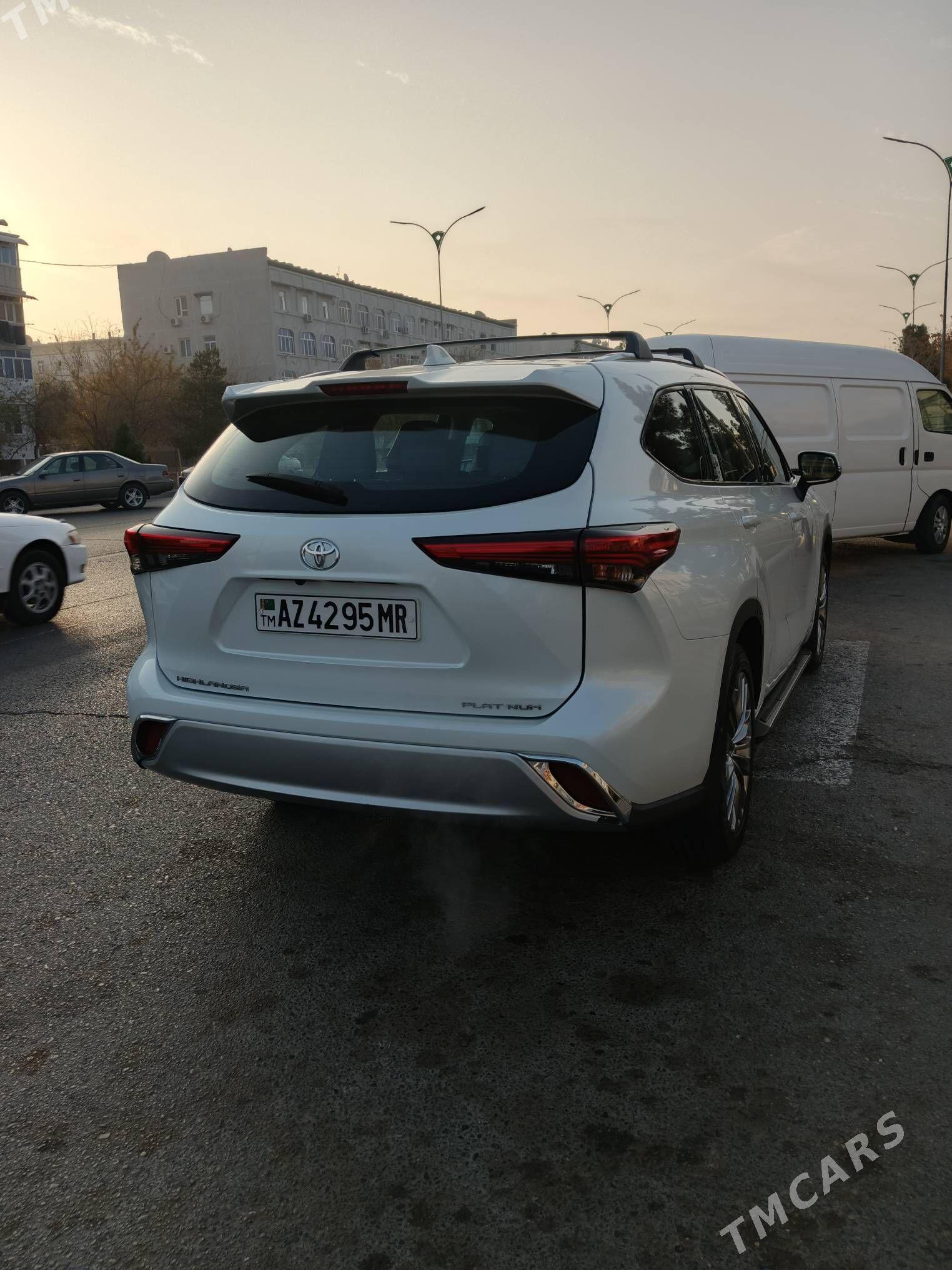 Toyota Highlander 2021 - 560 000 TMT - Мары - img 2