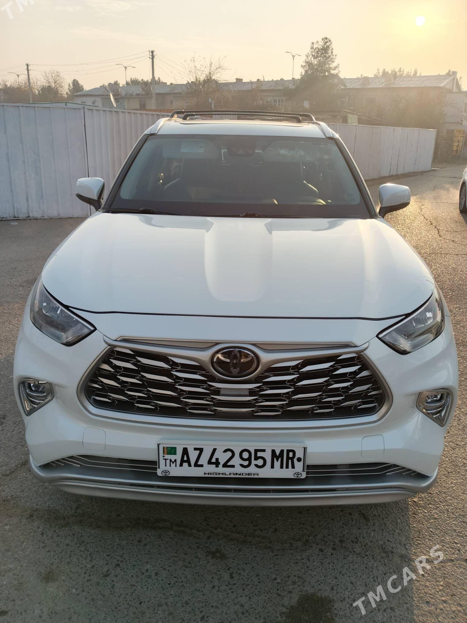 Toyota Highlander 2021 - 560 000 TMT - Мары - img 6