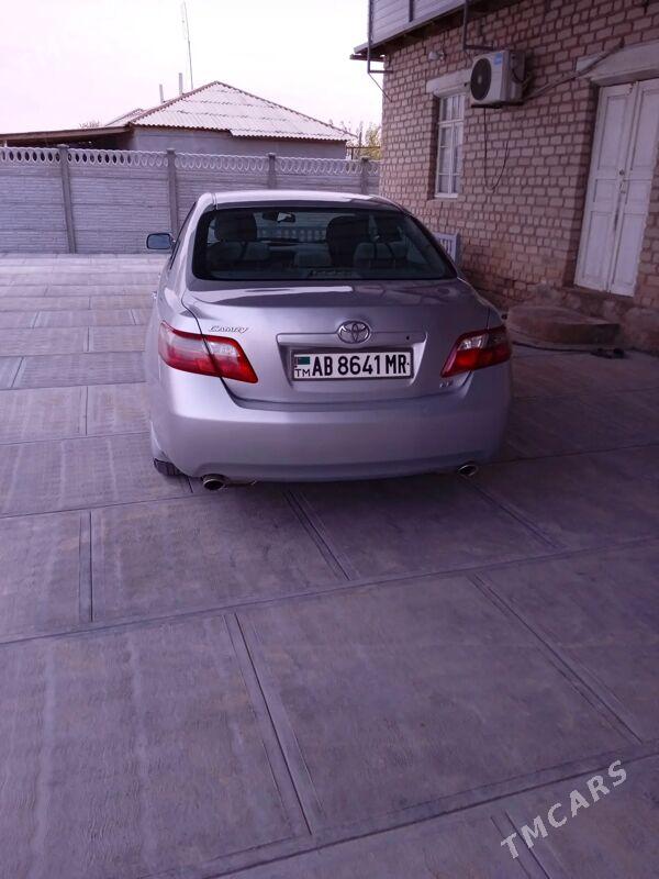 Toyota Camry 2007 - 165 000 TMT - Ёлётен - img 3
