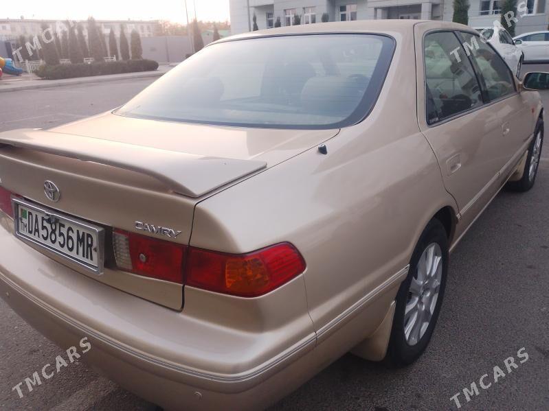 Toyota Camry 2001 - 190 000 TMT - Мары - img 1