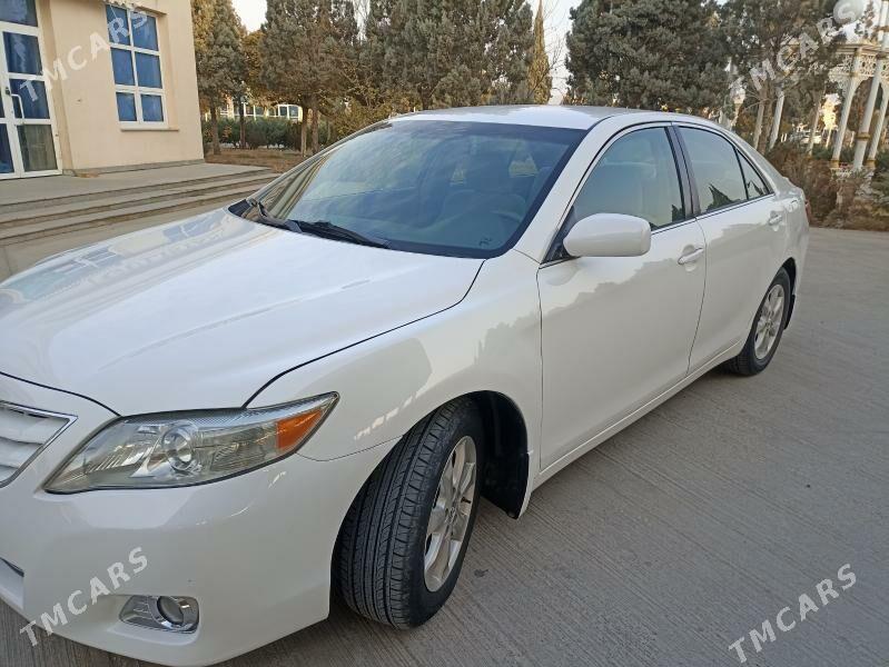 Toyota Camry 2010 - 198 000 TMT - Мары - img 3