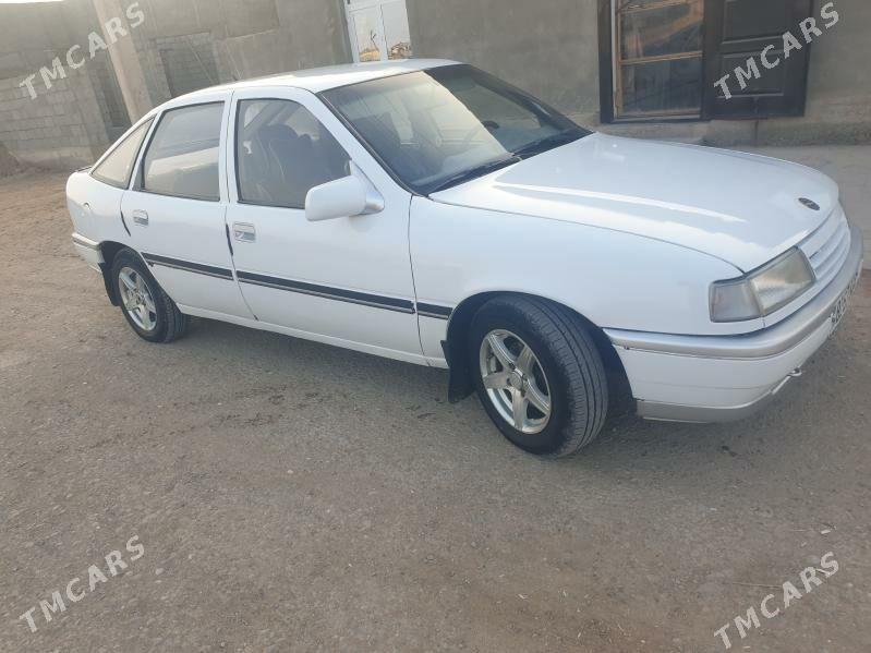 Opel Vectra 1990 - 30 000 TMT - Бабадайхан - img 3