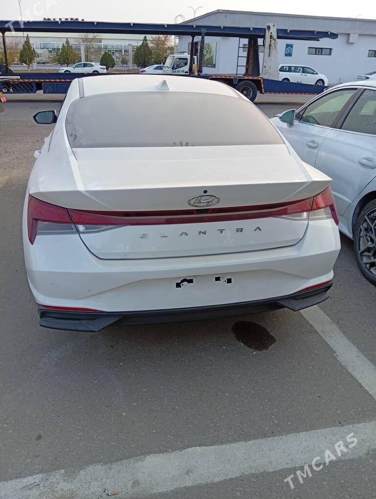 Hyundai Elantra 2022 - 249 000 TMT - Köşi - img 4