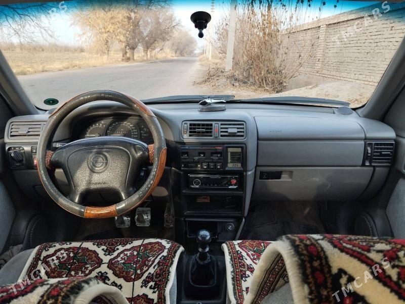 Opel Vectra 1994 - 56 000 TMT - Шабатский этрап - img 6