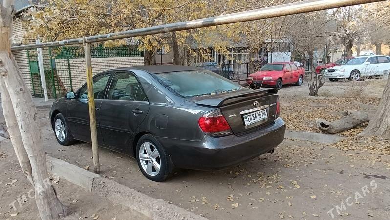 Toyota Camry 2002 - 175 000 TMT - Мары - img 4