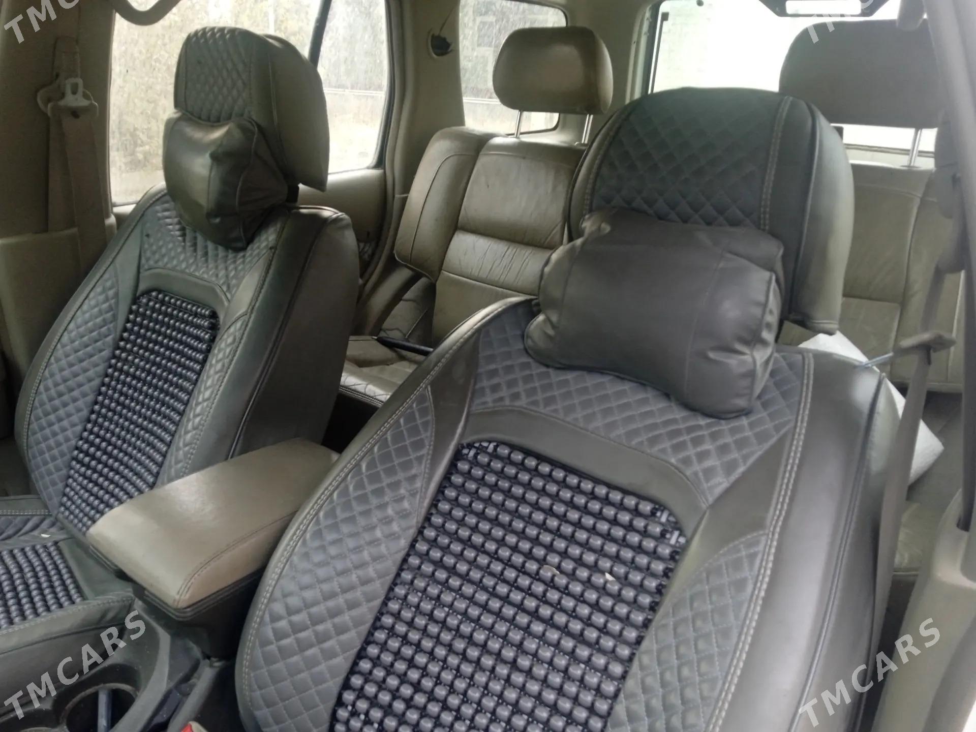 Infiniti QX4 1999 - 80 000 TMT - Bäherden - img 4