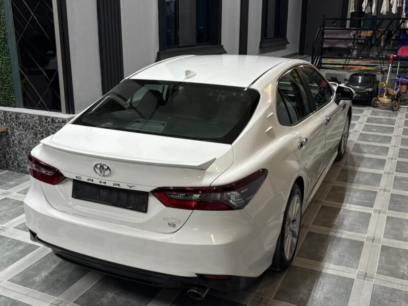 Toyota Camry 2021 - 258 000 TMT - Aşgabat - img 4
