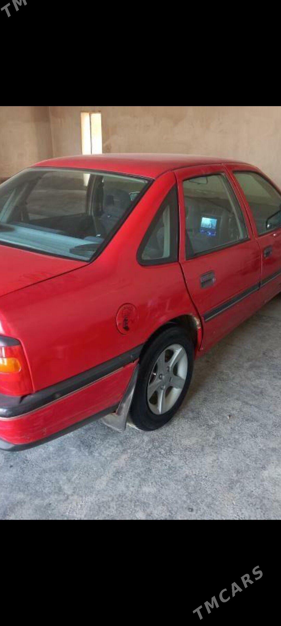Opel Vectra 1989 - 23 000 TMT - Чарджоу - img 2