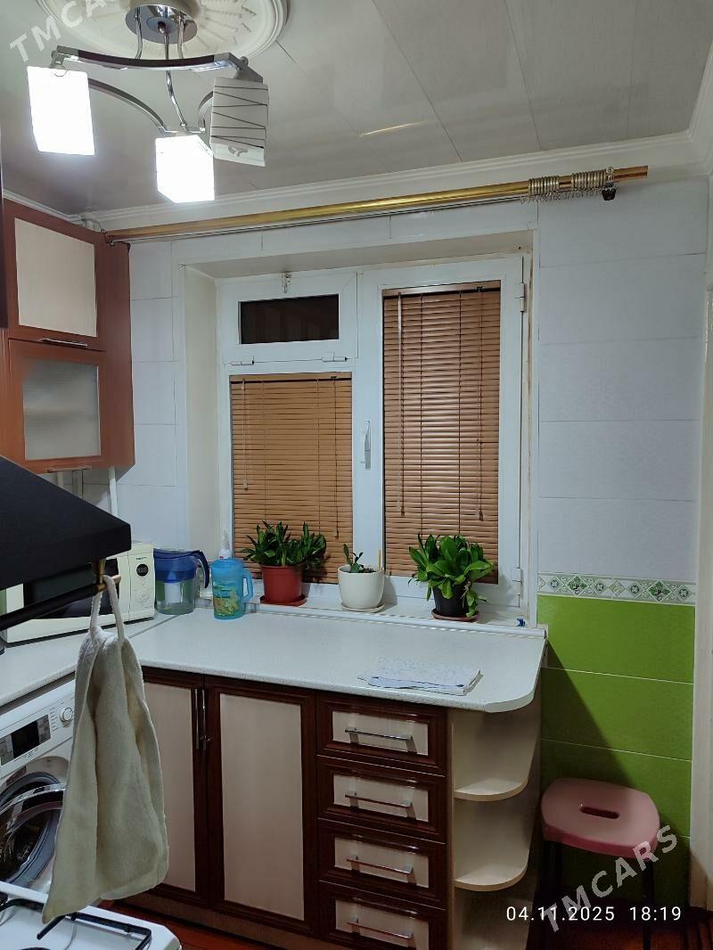 3х комн. 3й этаж. - Туркменабат - img 6