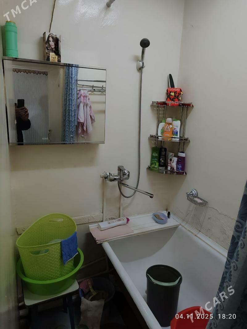 3х комн. 3й этаж. - Туркменабат - img 9