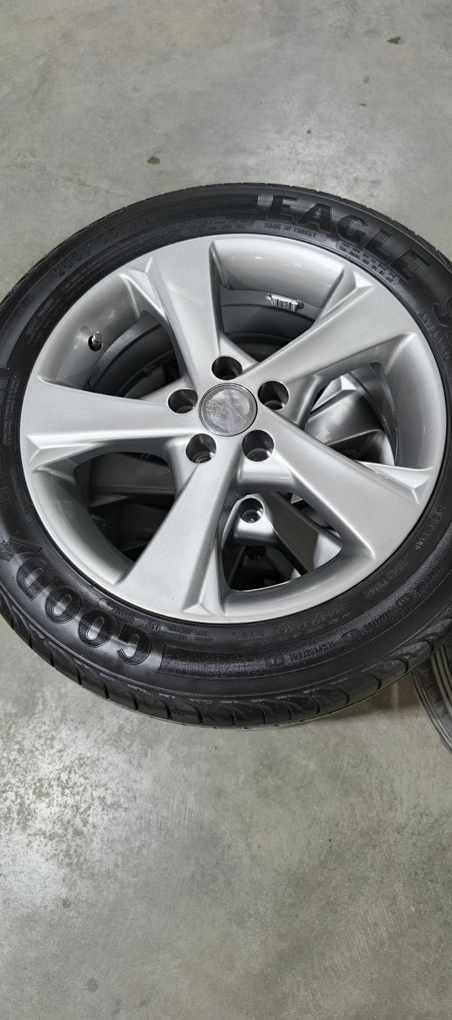 Karolla exskuliziw 16 lyk 5 000 TMT - Гарадамак - img 1