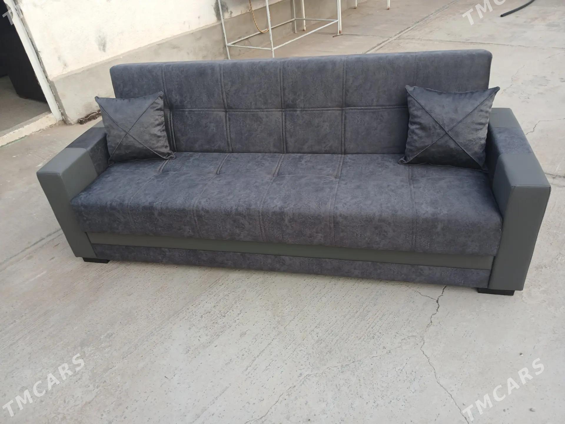 Diwan - Garadamak - img 1