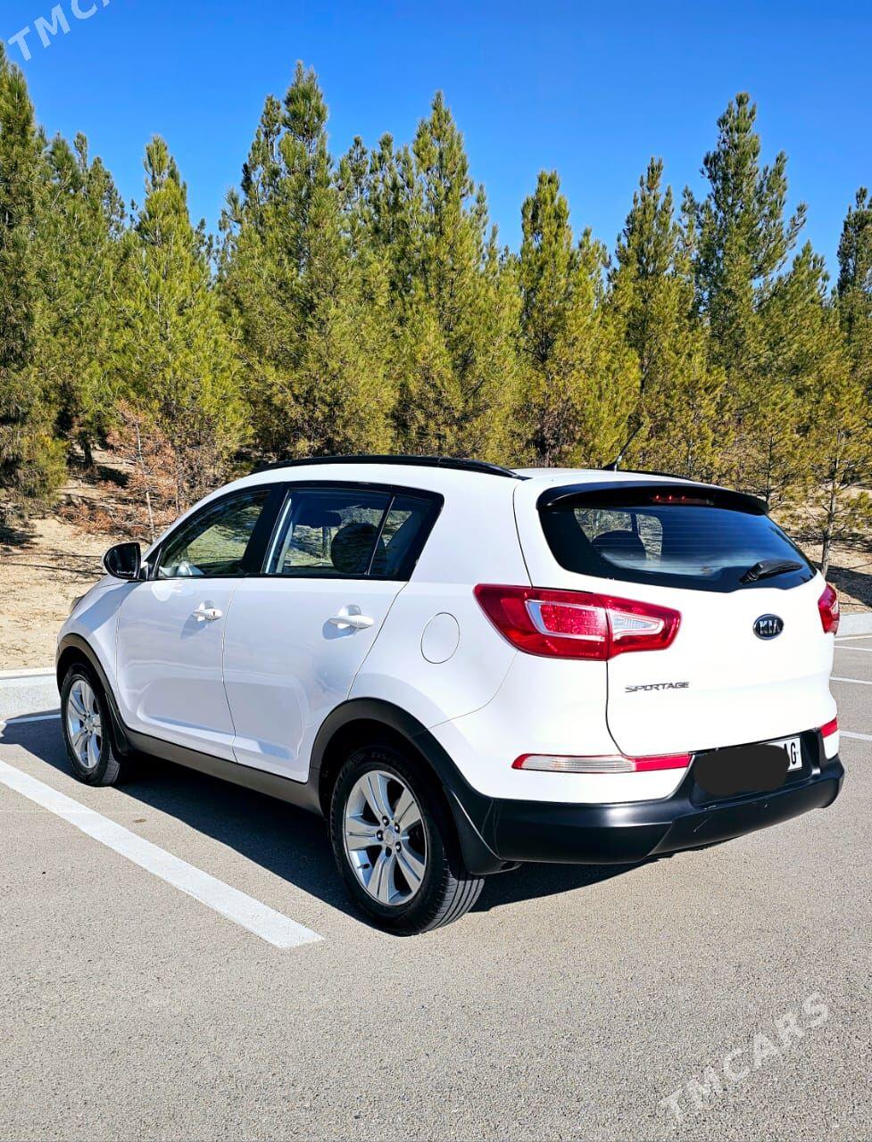 Kia Sportage 2011 - 200 000 TMT - Тязе заман - img 3