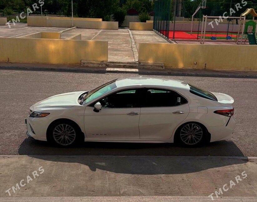 Toyota Camry 2018 - 305 000 TMT - Aşgabat - img 3
