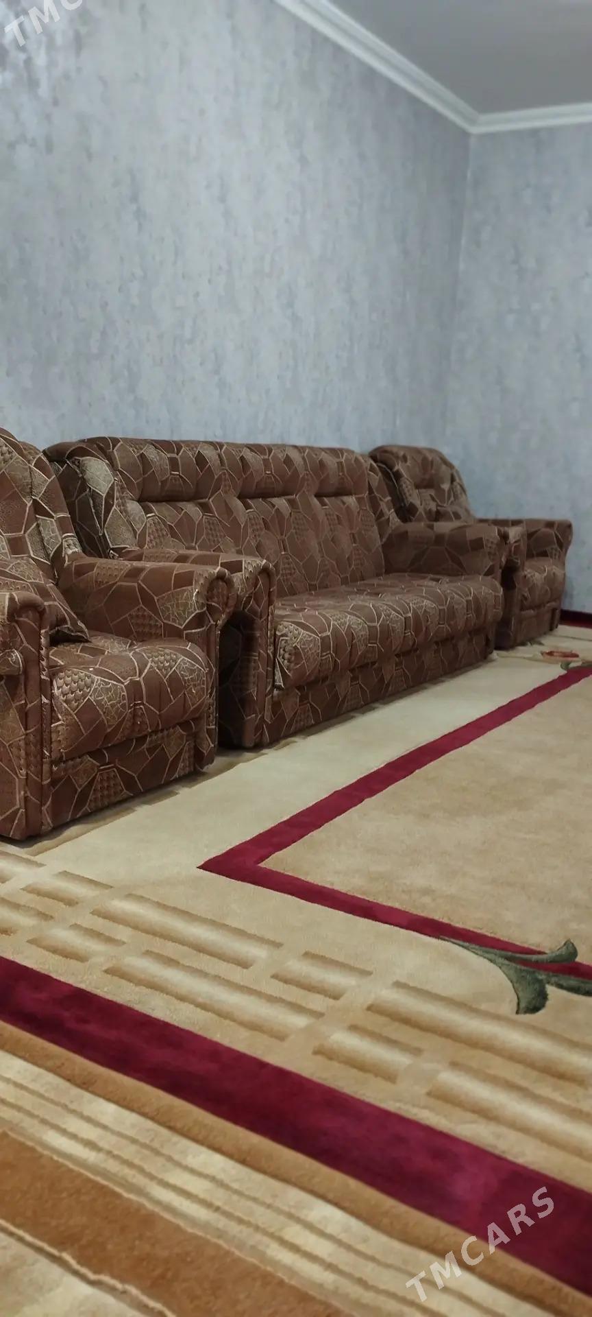 ARENDA JAY - Mary - img 4