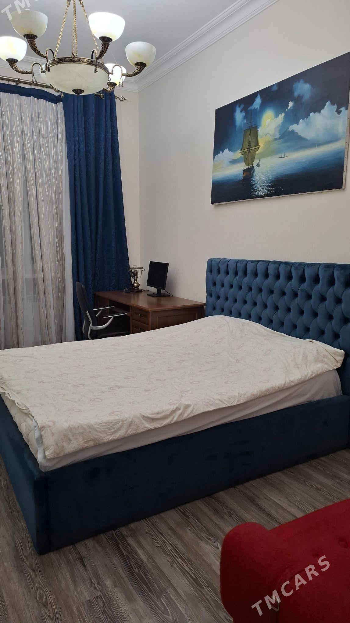 Район цирка, высокопотолочка - Aşgabat - img 2