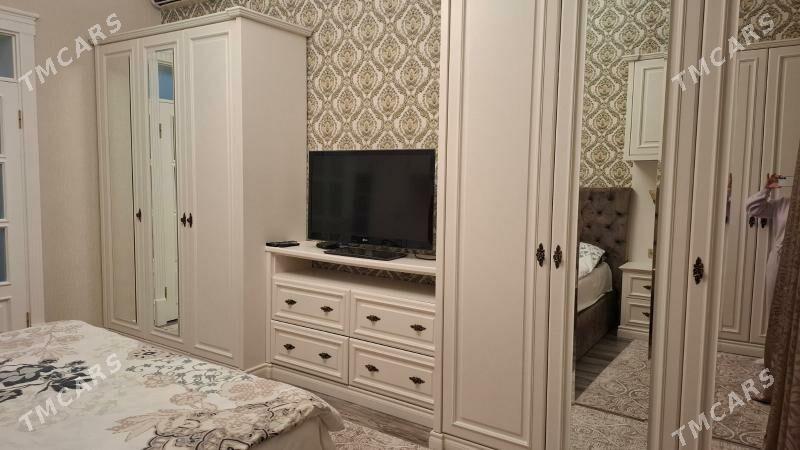 Район цирка, высокопотолочка - Aşgabat - img 4