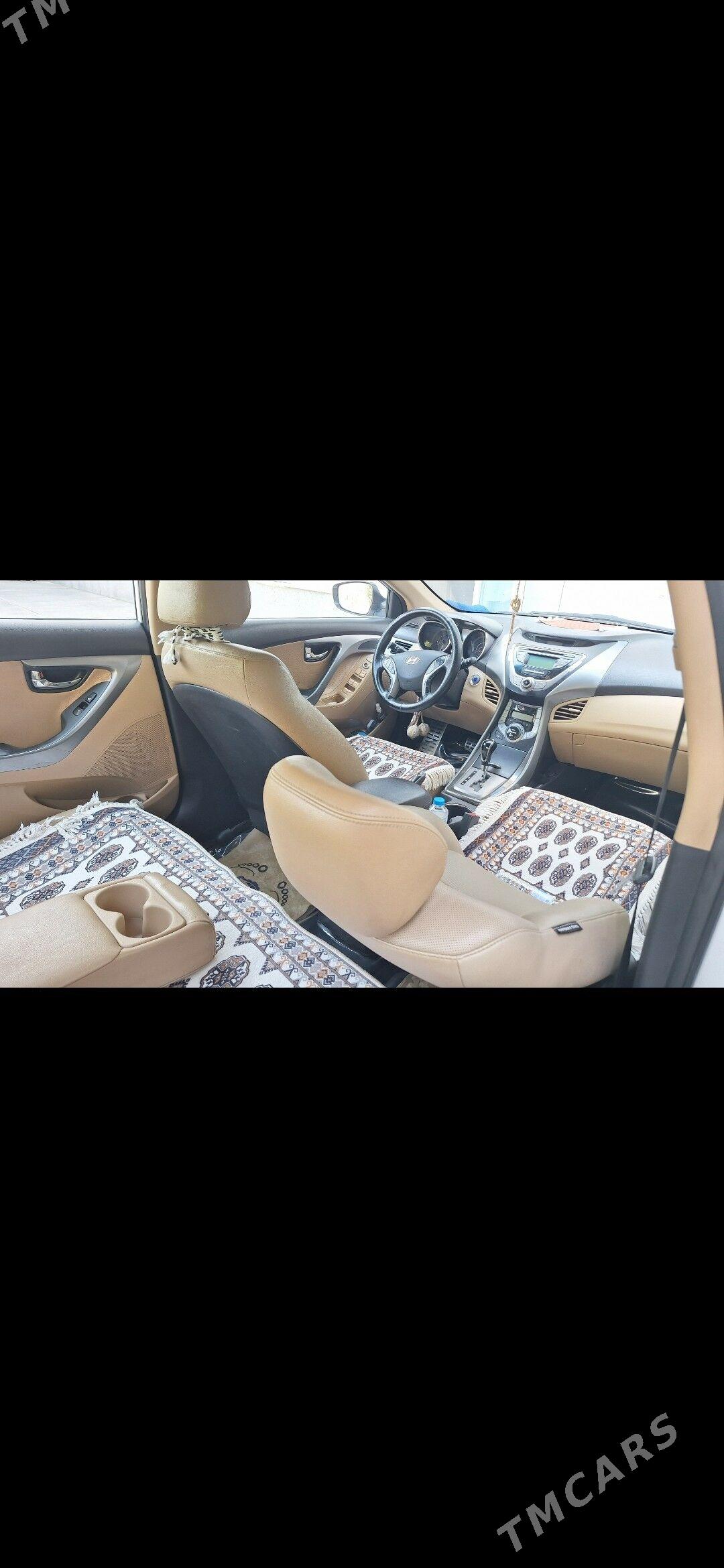 Hyundai Elantra 2013 - 170 000 TMT - Ашхабад - img 6