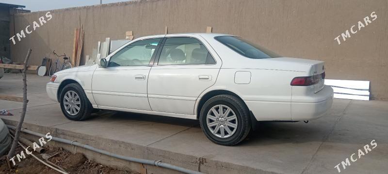 Toyota Camry 1999 - 113 000 TMT - Кёнеургенч - img 3