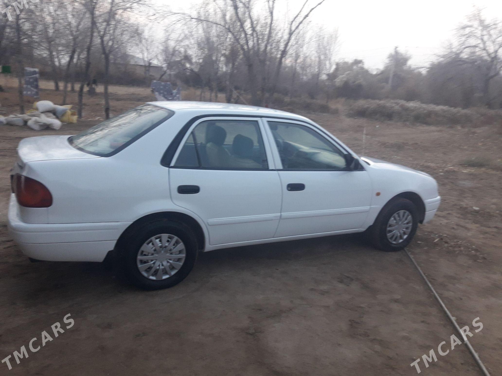 Toyota Corolla 1998 - 78 000 TMT - Köneürgenç - img 7