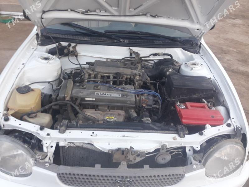 Toyota Corolla 1998 - 78 000 TMT - Köneürgenç - img 9