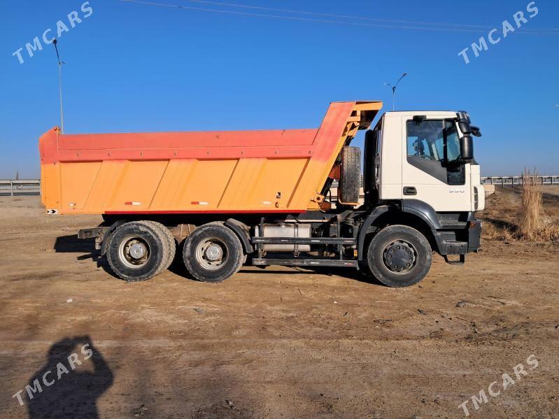 Iveco Trakker 2008 - 650 000 TMT - Aşgabat - img 4