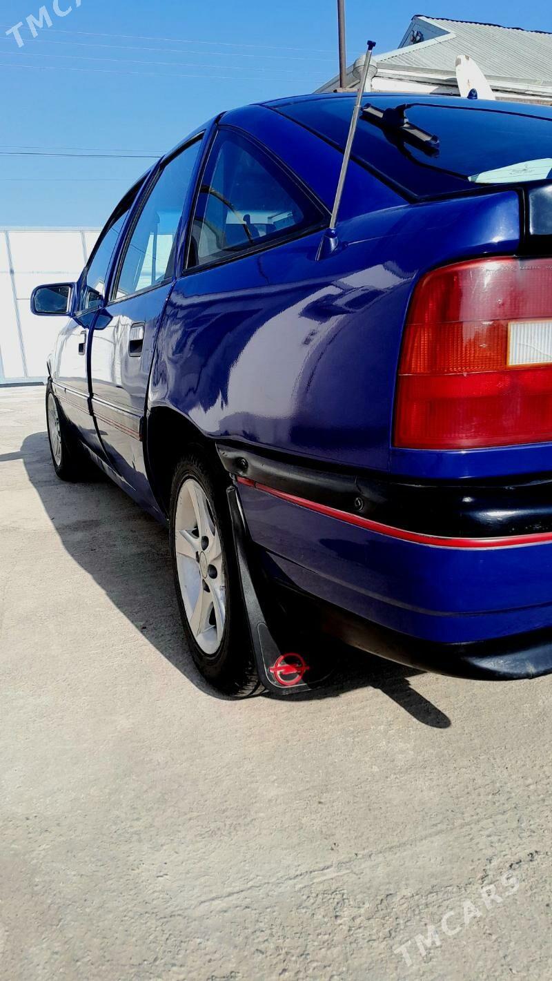 Opel Vectra 1993 - 38 000 TMT - Мары - img 5