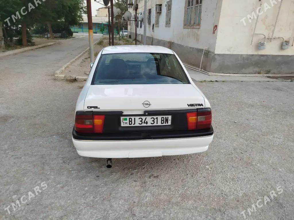 Opel Vectra 1993 - 36 000 TMT - Бахарден - img 4
