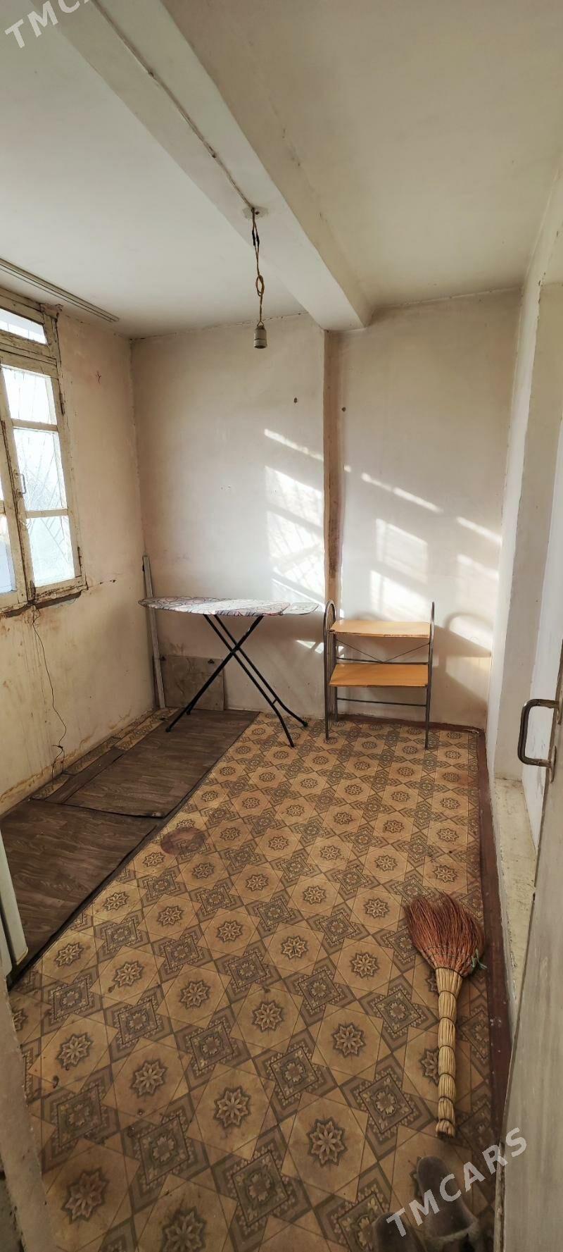 Gyssagly satlyk 1komnat 2 etaž - Туркменабат - img 7