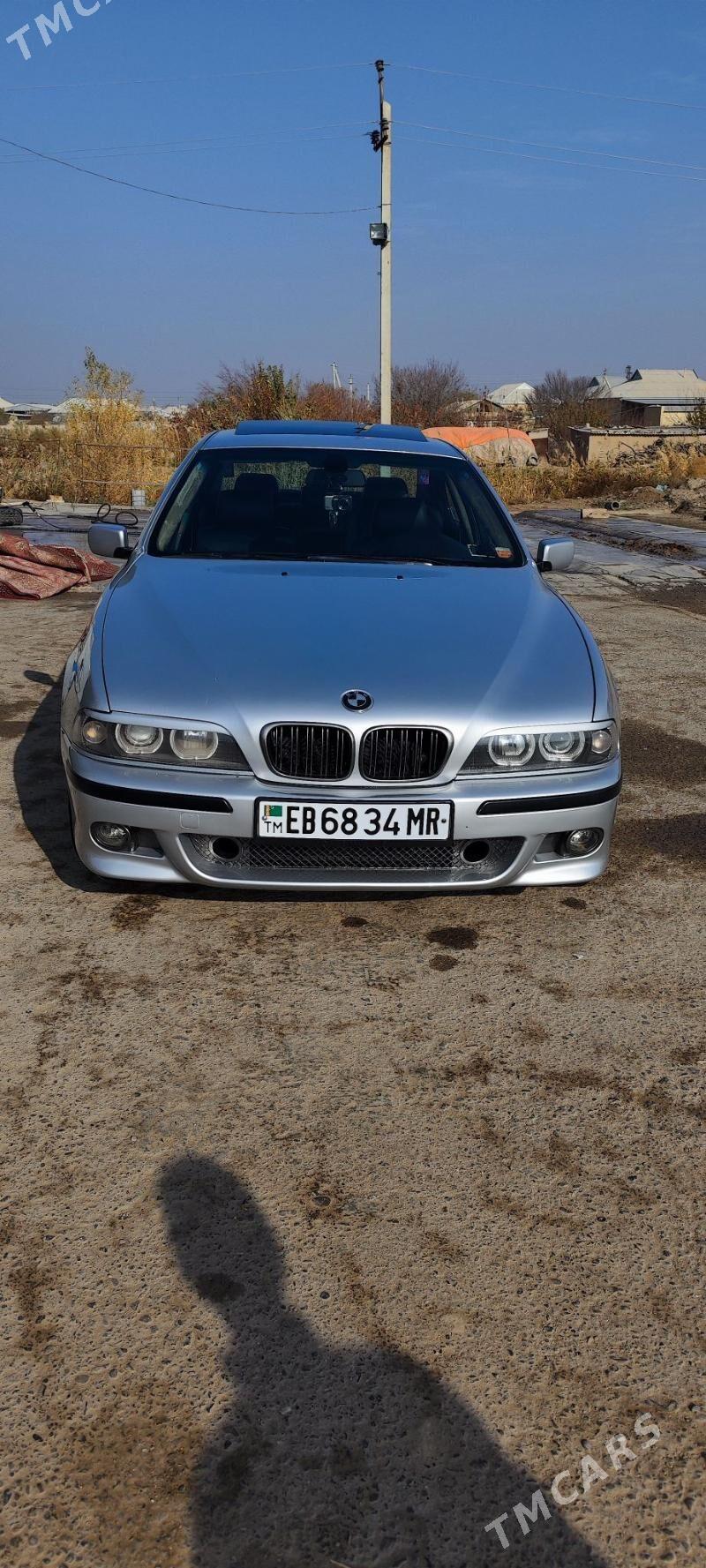 BMW E39 2003 - 136 000 TMT - Murgap - img 1