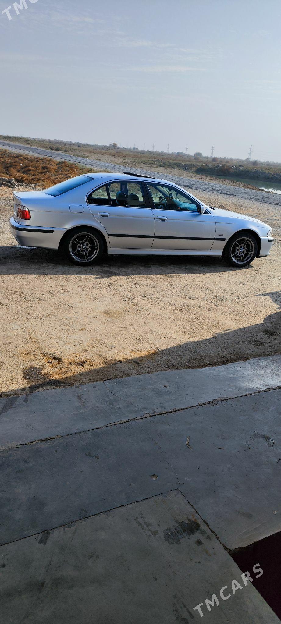 BMW E39 2003 - 136 000 TMT - Murgap - img 3