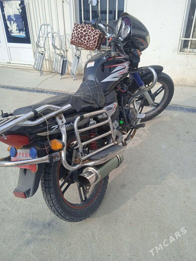 Fekon FK150-8G 2014 - 5 000 TMT - Бахарден - img 1