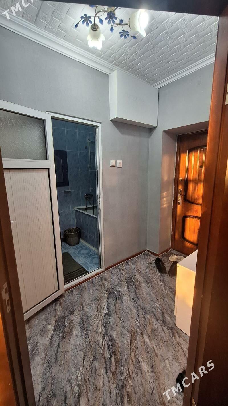 gagarin talyplara - Ашхабад - img 3