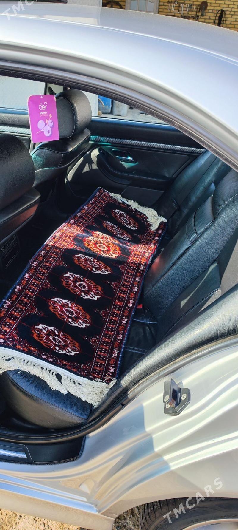 BMW E39 2003 - 136 000 TMT - Murgap - img 6