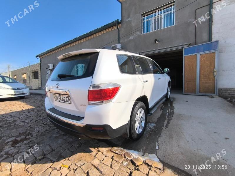 Toyota Highlander 2012 - 340 000 TMT - Gurbansoltan Eje - img 3
