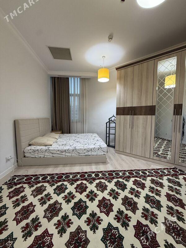 Olimpski,olimpiya 3 kom - Olimpiýa şäherçesi - img 1