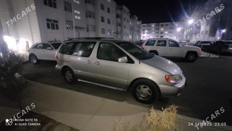 Toyota Sienna 2001 - 170 000 TMT - Анев - img 1