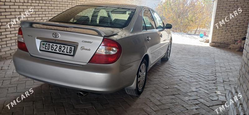 Toyota Camry 2003 - 170 000 TMT - Halaç - img 2