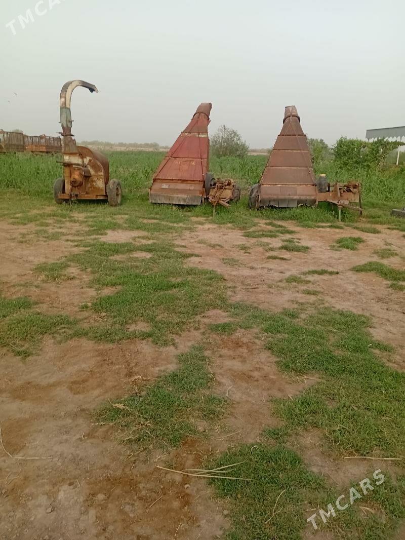 MTZ 80 2003 - 200 000 TMT - Байрамали - img 1