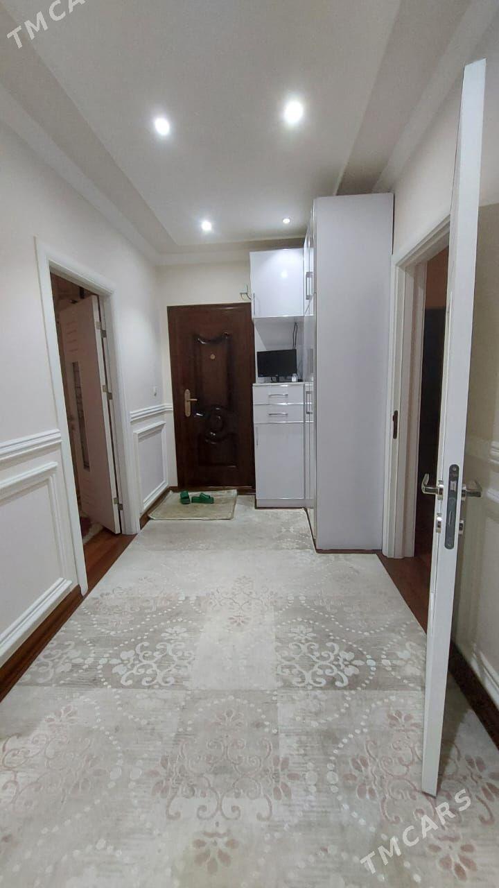 Аренда 3 ком 11 мкр - 11 мкр - img 3