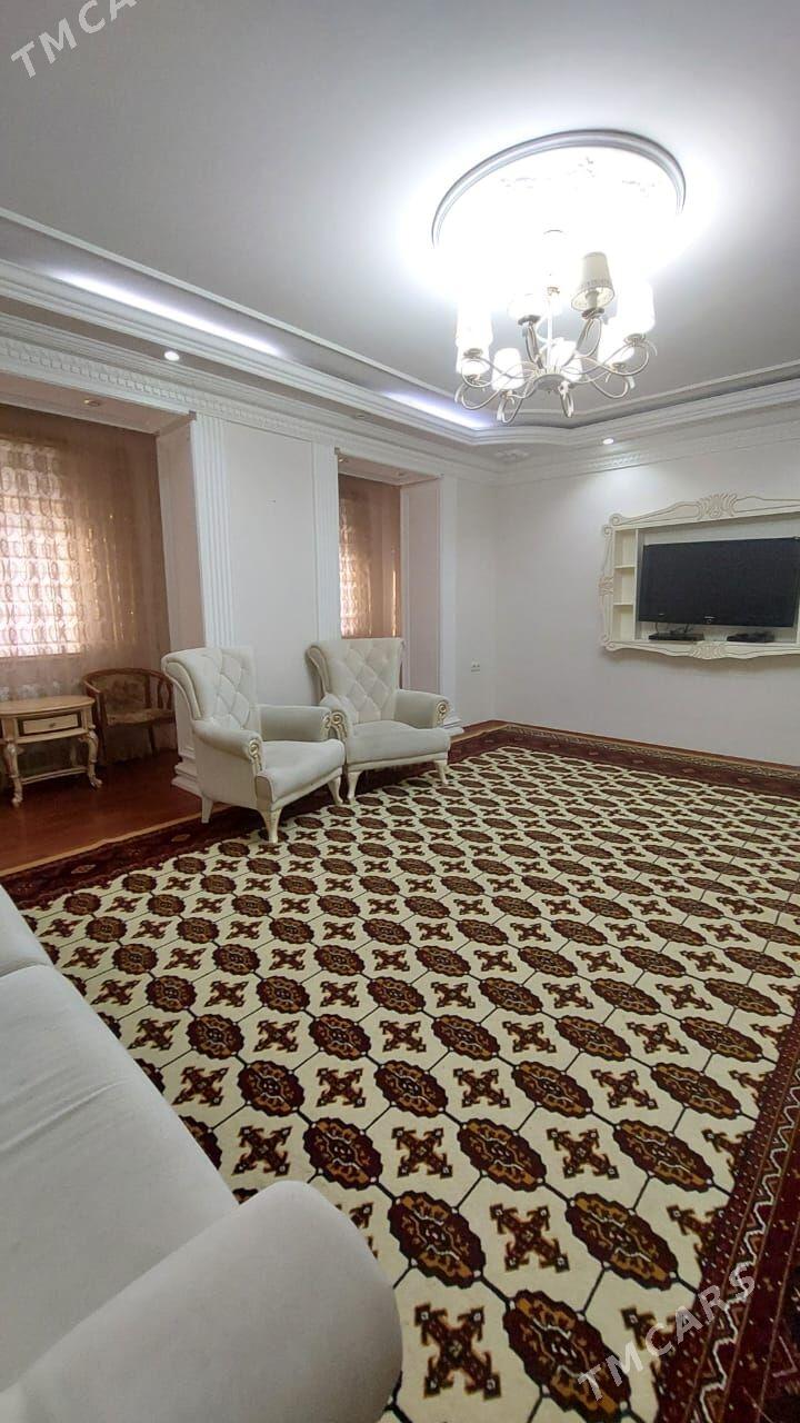 Аренда 3 ком 11 мкр - 11 мкр - img 2