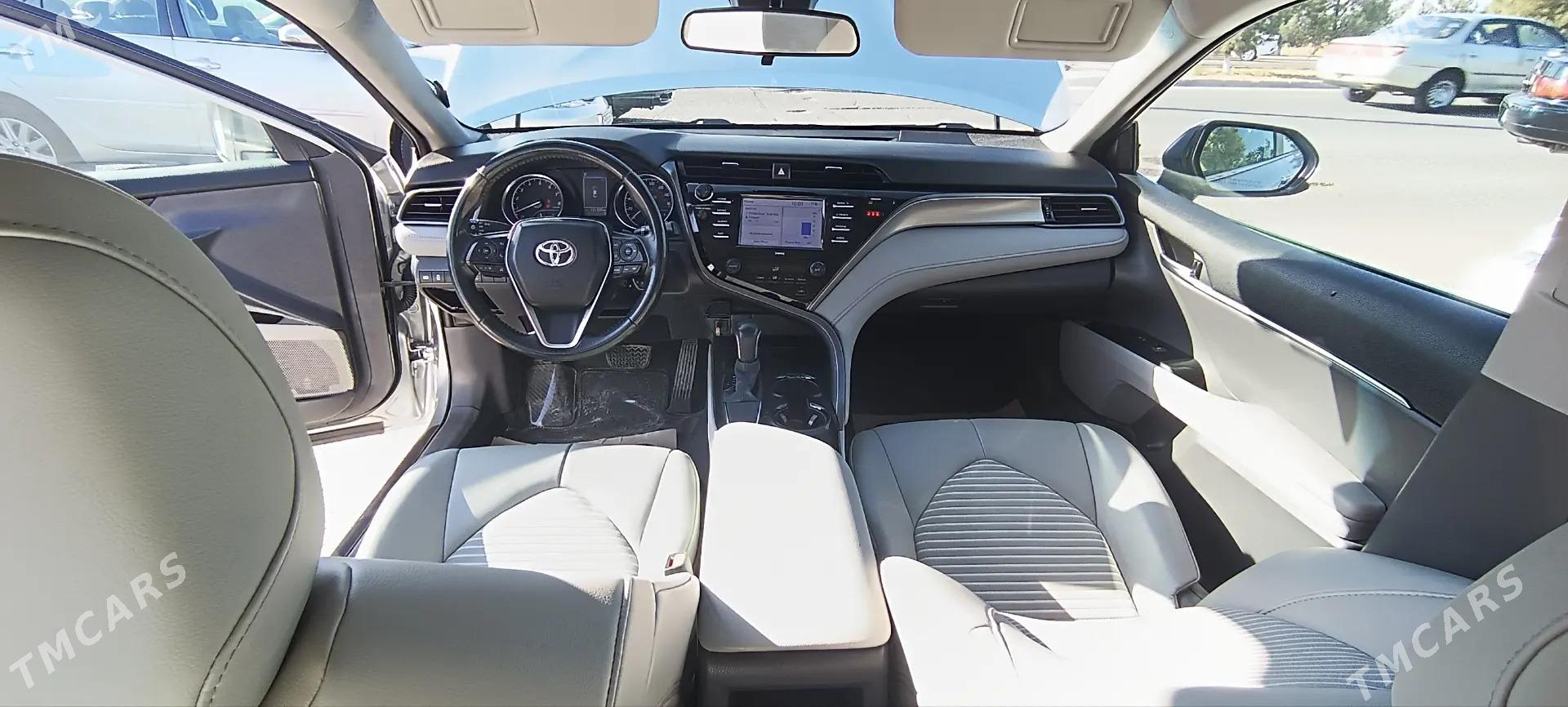 Toyota Camry 2020 - 300 000 TMT - Мары - img 3