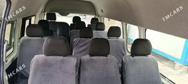 Toyota Hiace 2017 - 540 000 TMT - Türkmenbaşy - img 6
